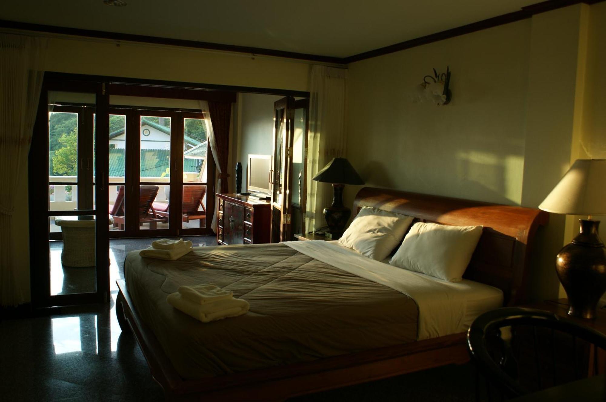 Prince Edouard Apartments & Resort Sha Extra Plus Patong Quarto foto